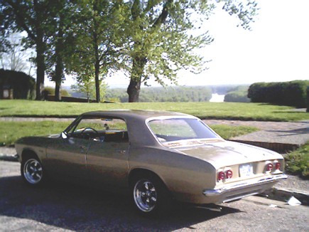 Corvair 500 (rear 3/4 view)